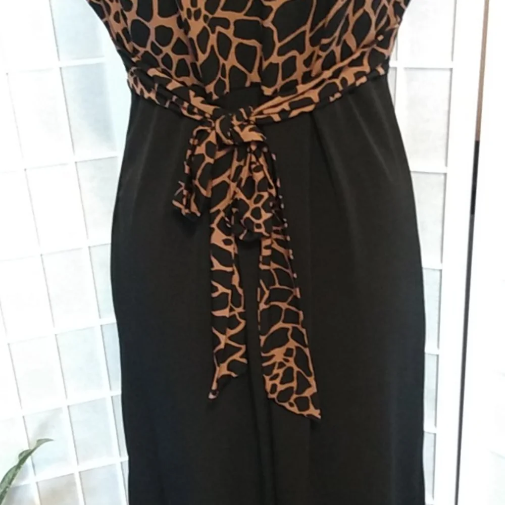 Enfocus Studio Midi Dress –‎ Black/Brown Animal Print – V-Neck – 8